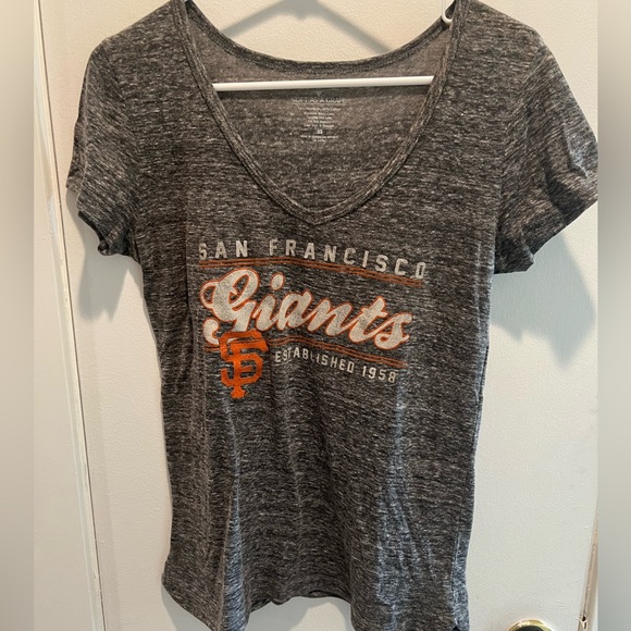 Giants gray V-neck - Picture 1 of 2
